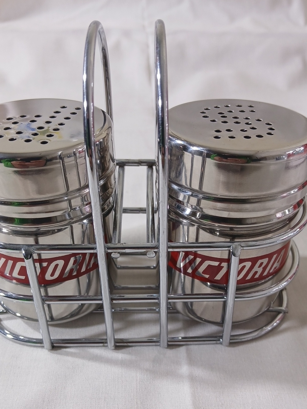 Stainless Steel Salt and Pepper Shaker Set in Silver